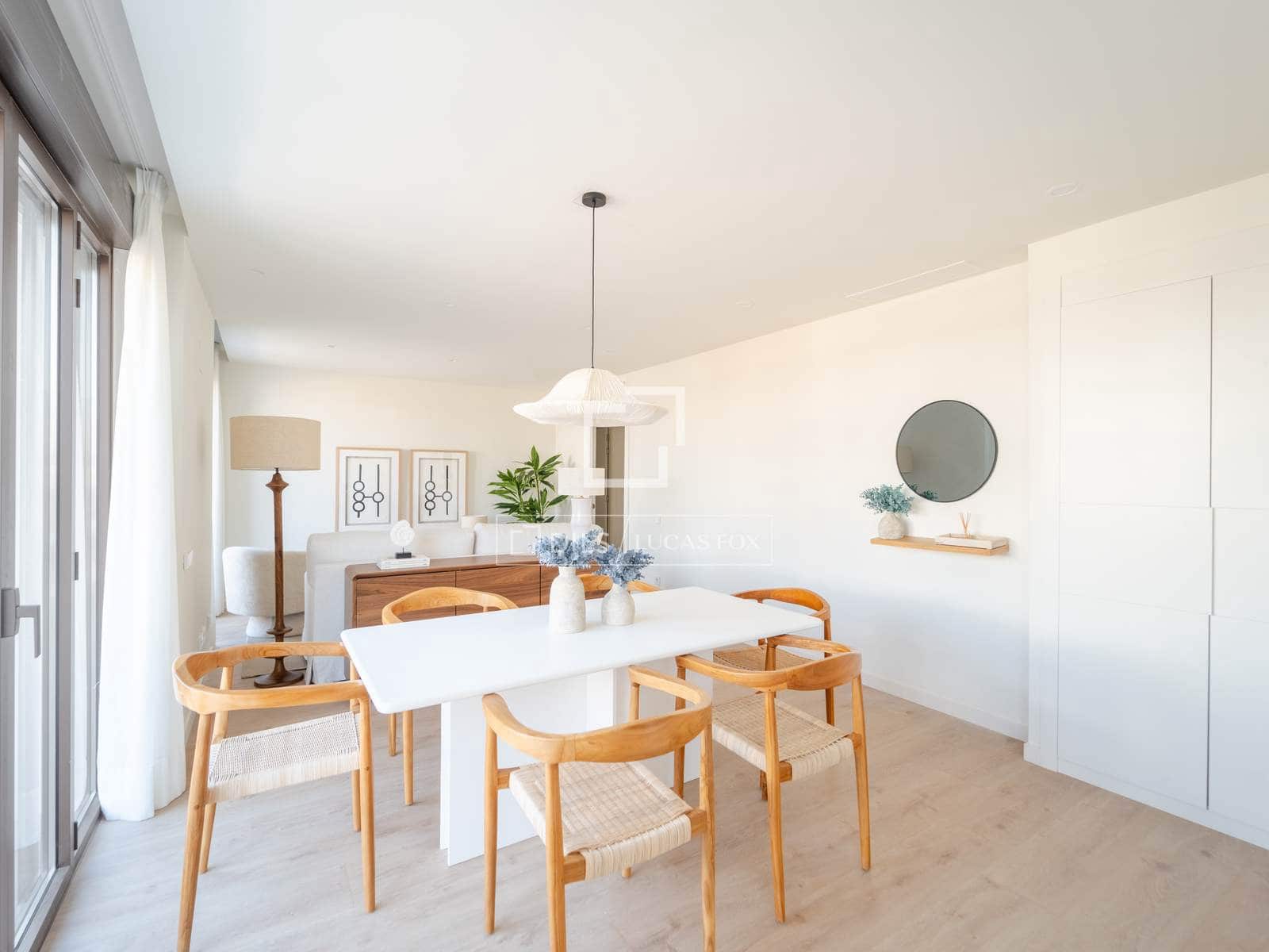 3 bedroom Penthouse for sale in Valencia city with pool garage - € 1,150,000 (Ref: 9838374)