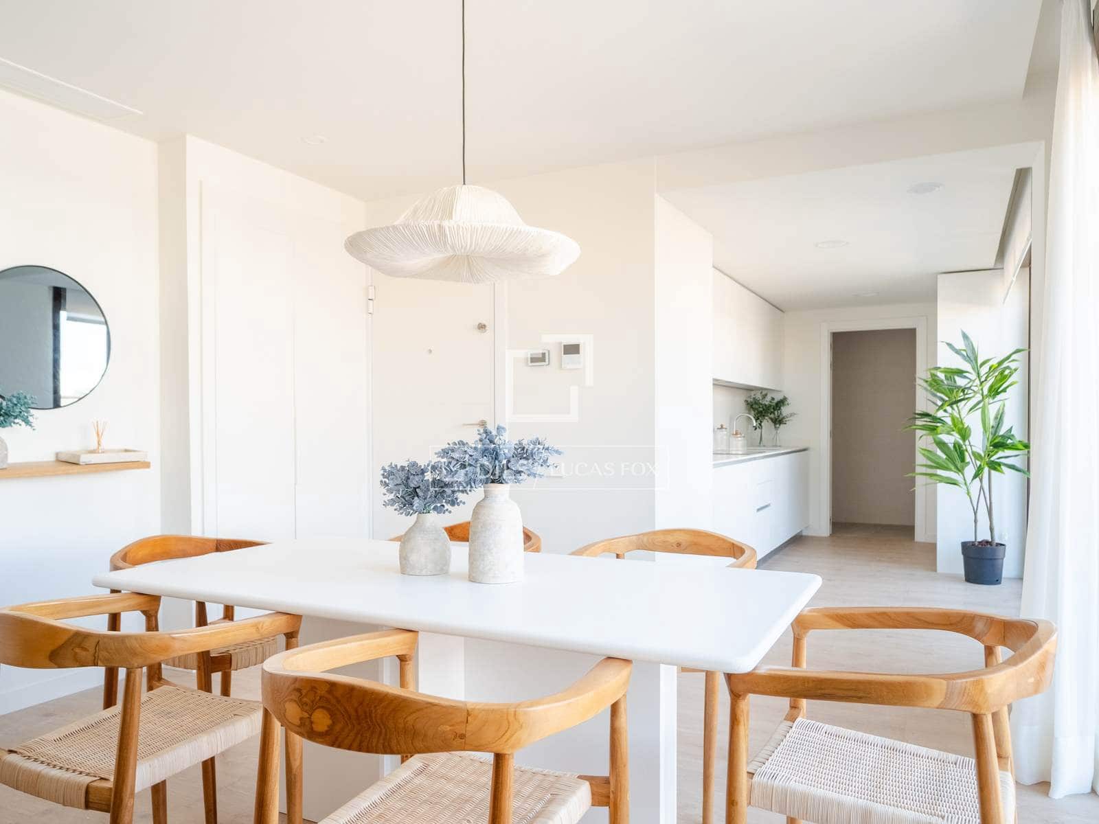 3 bedroom Penthouse for sale in Valencia city with pool garage - € 1,150,000 (Ref: 9838374)