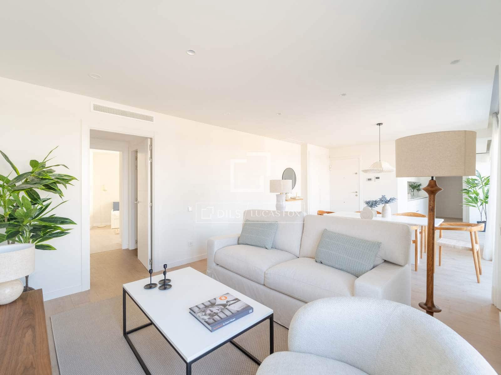 3 bedroom Penthouse for sale in Valencia city with pool garage - € 1,150,000 (Ref: 9838374)