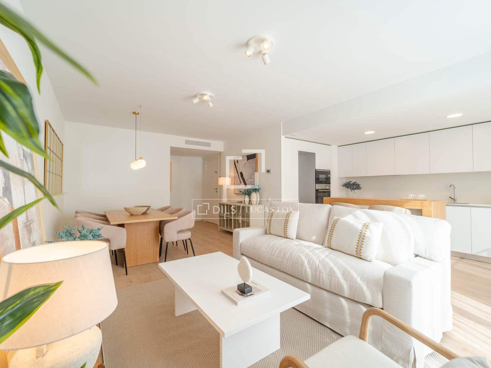3 bedroom Apartment for sale in Valencia city with pool garage - € 780,000 (Ref: 9838375)