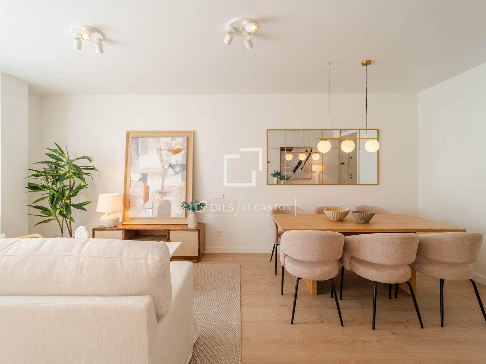 3 bedroom Apartment for sale in Valencia city with pool garage - € 780,000 (Ref: 9838375)