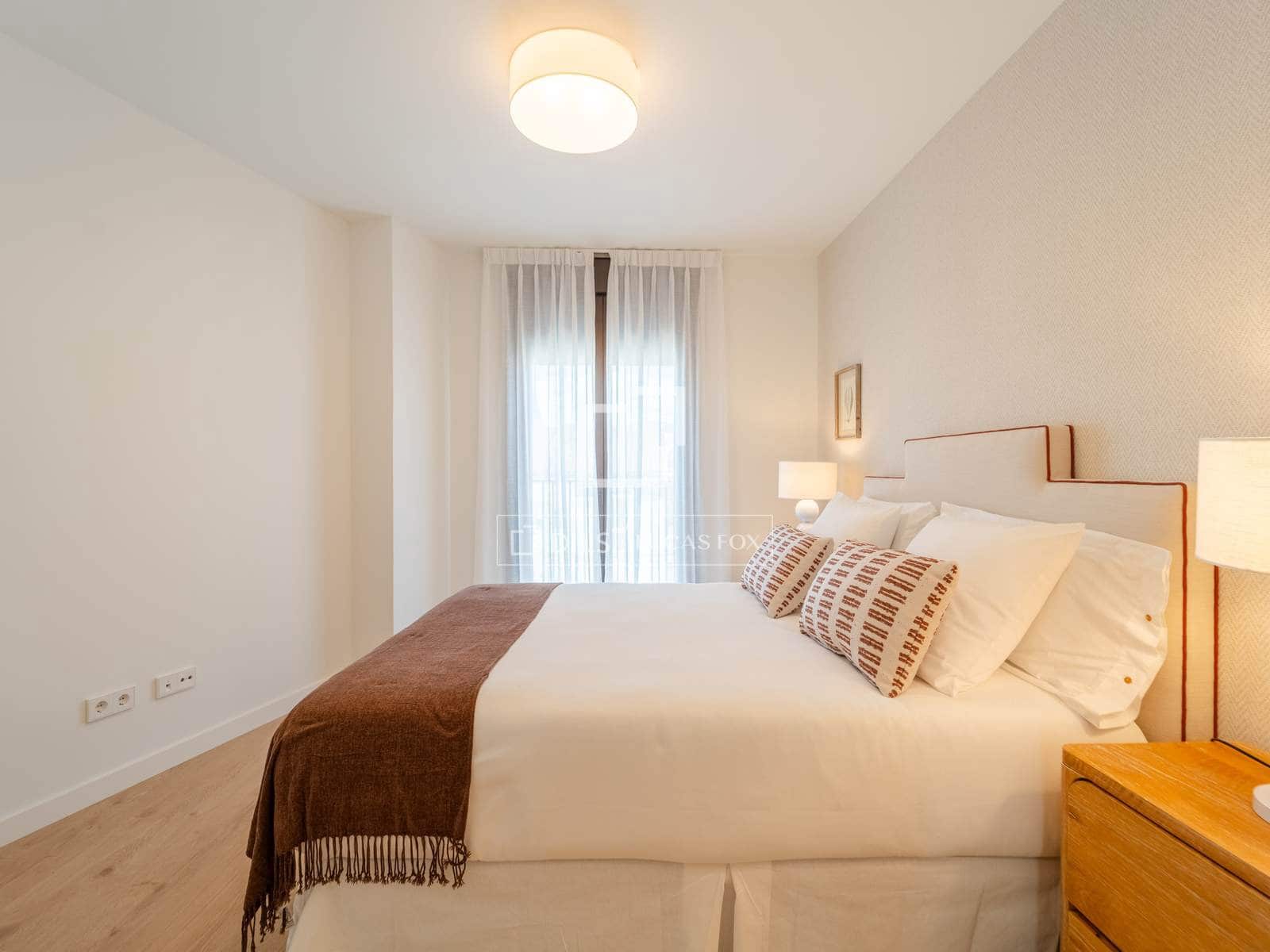3 bedroom Apartment for sale in Valencia city with pool garage - € 780,000 (Ref: 9838375)