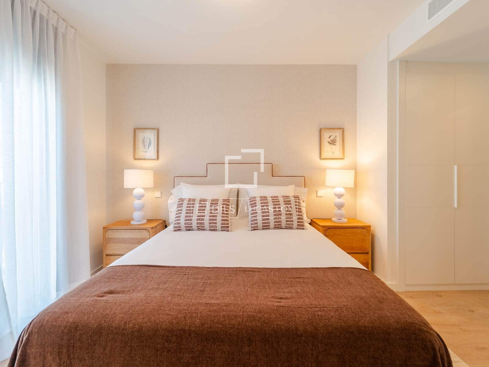 3 bedroom Apartment for sale in Valencia city with pool garage - € 780,000 (Ref: 9838375)