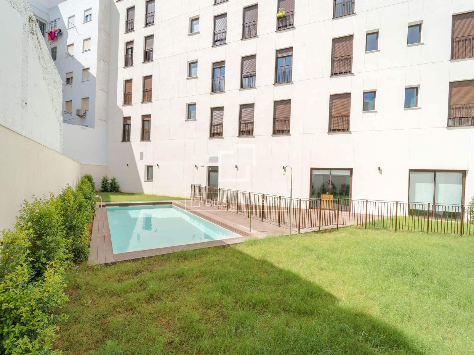 3 bedroom Apartment for sale in Valencia city with pool garage - € 780,000 (Ref: 9838375)