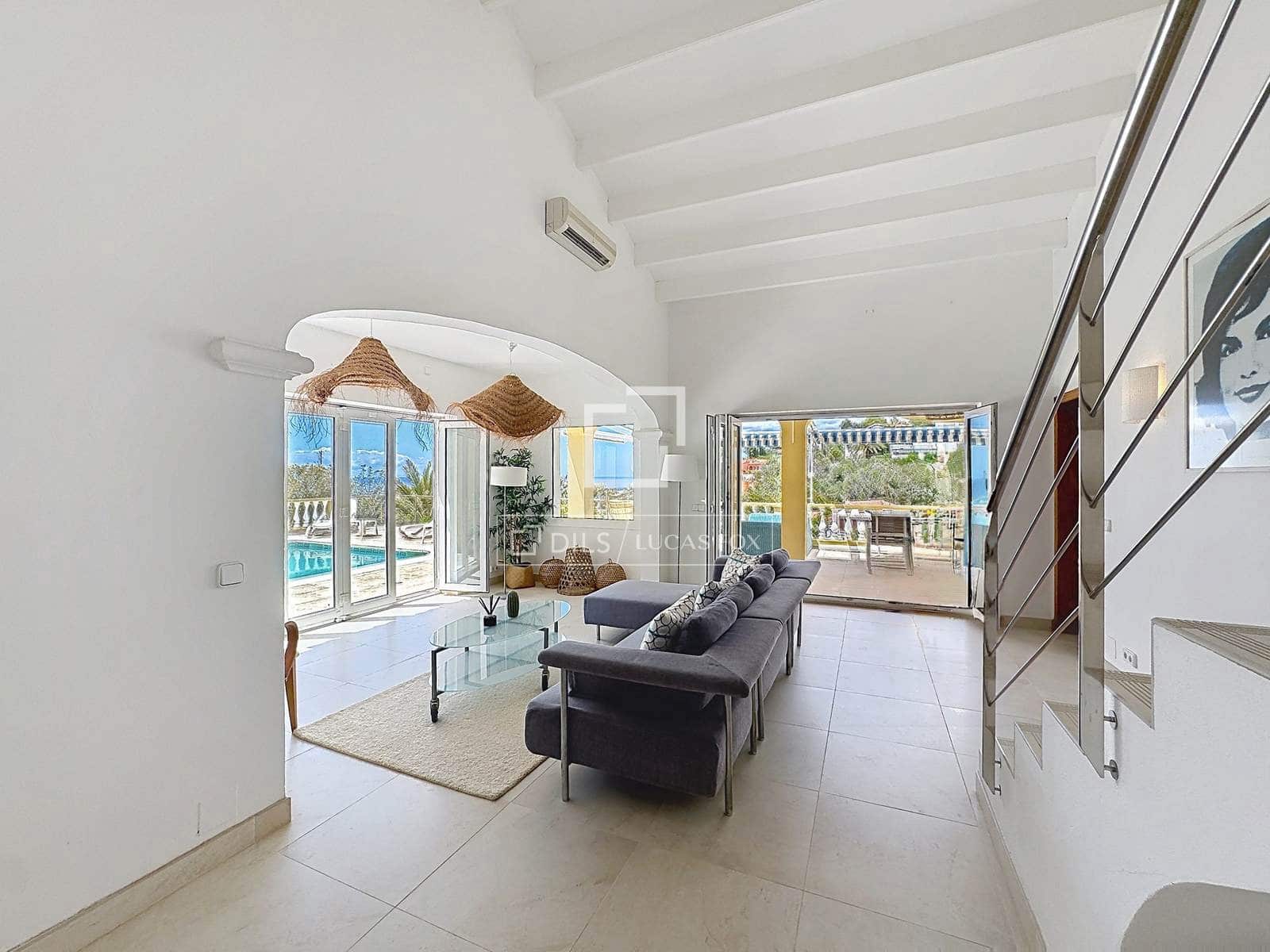 4 soveværelse Villa til salg i Alayor / Alaior med swimmingpool - € 1.200.000 (Ref: 9838376)