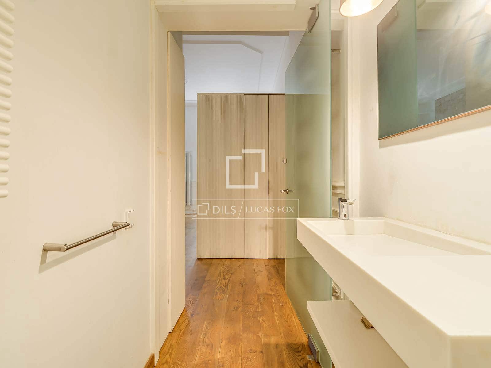 4 soveværelse Lejlighed til salg i Barcelona by med swimmingpool - € 2.200.000 (Ref: 9838503)