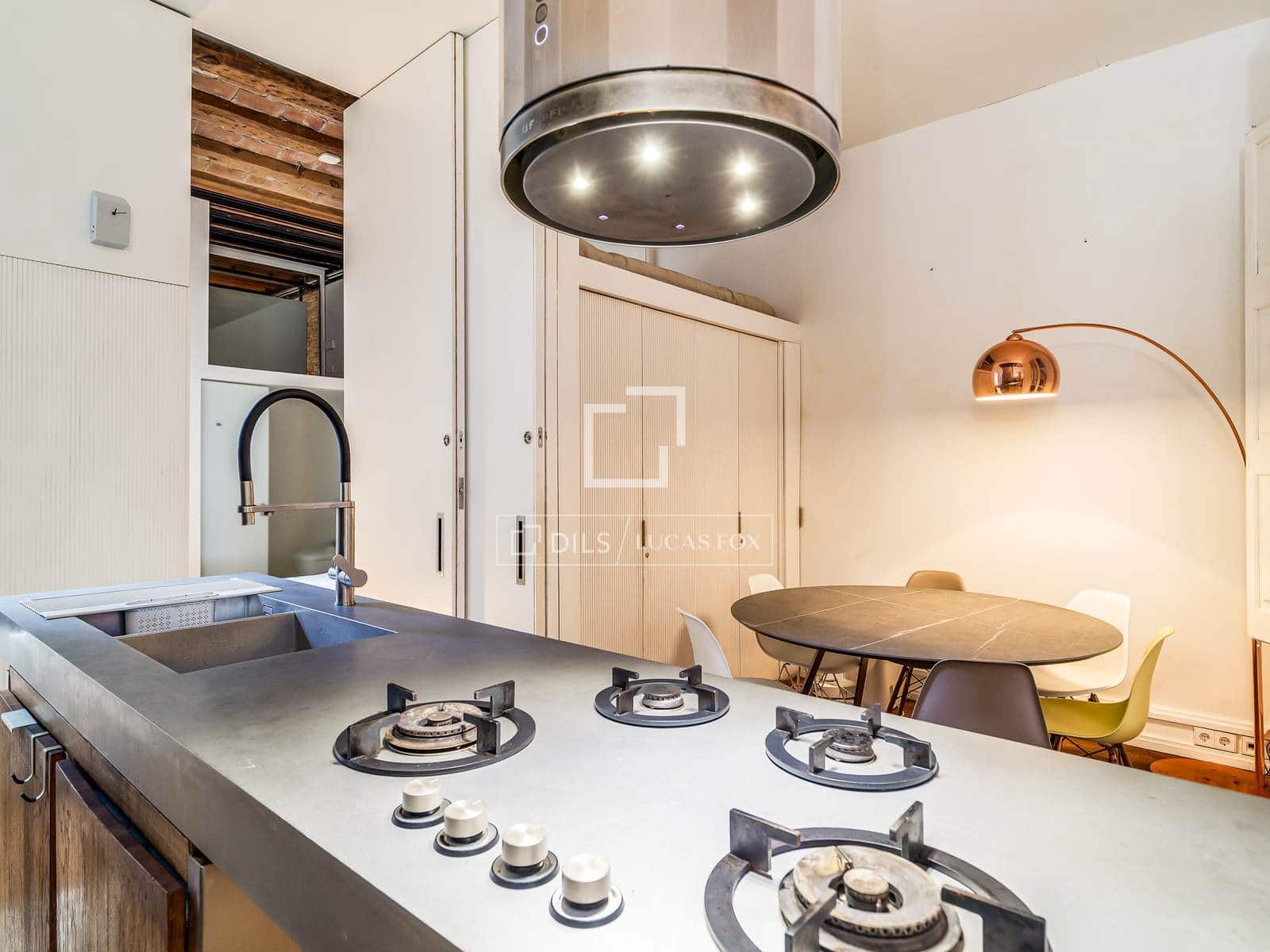 4 soveværelse Lejlighed til salg i Barcelona by med swimmingpool - € 2.200.000 (Ref: 9838503)