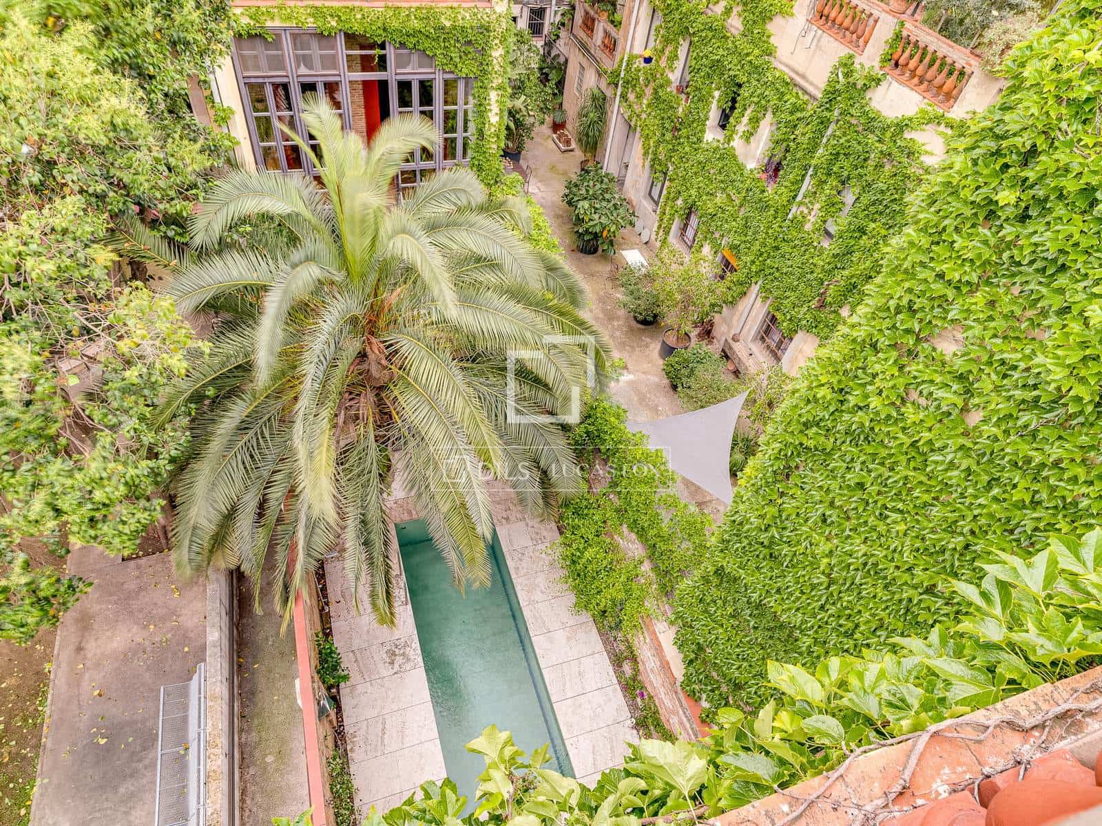 4 soveværelse Lejlighed til salg i Barcelona by med swimmingpool - € 2.200.000 (Ref: 9838503)