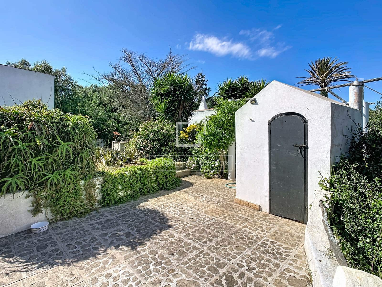 3 bedroom Finca/Country House for sale in Ciutadella de Menorca with pool garage - € 995,000 (Ref: 9838505)