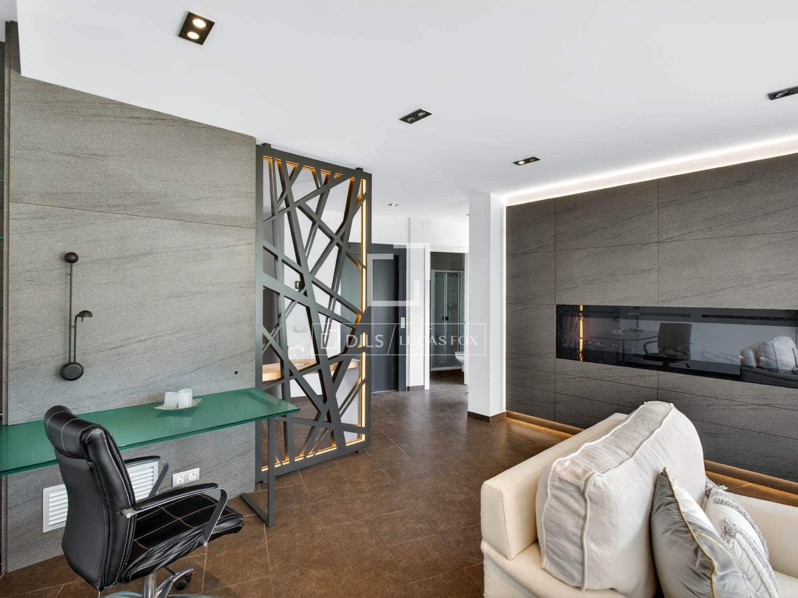 5 bedroom Villa for sale in Mataro with pool garage - € 1,050,000 (Ref: 9838506)