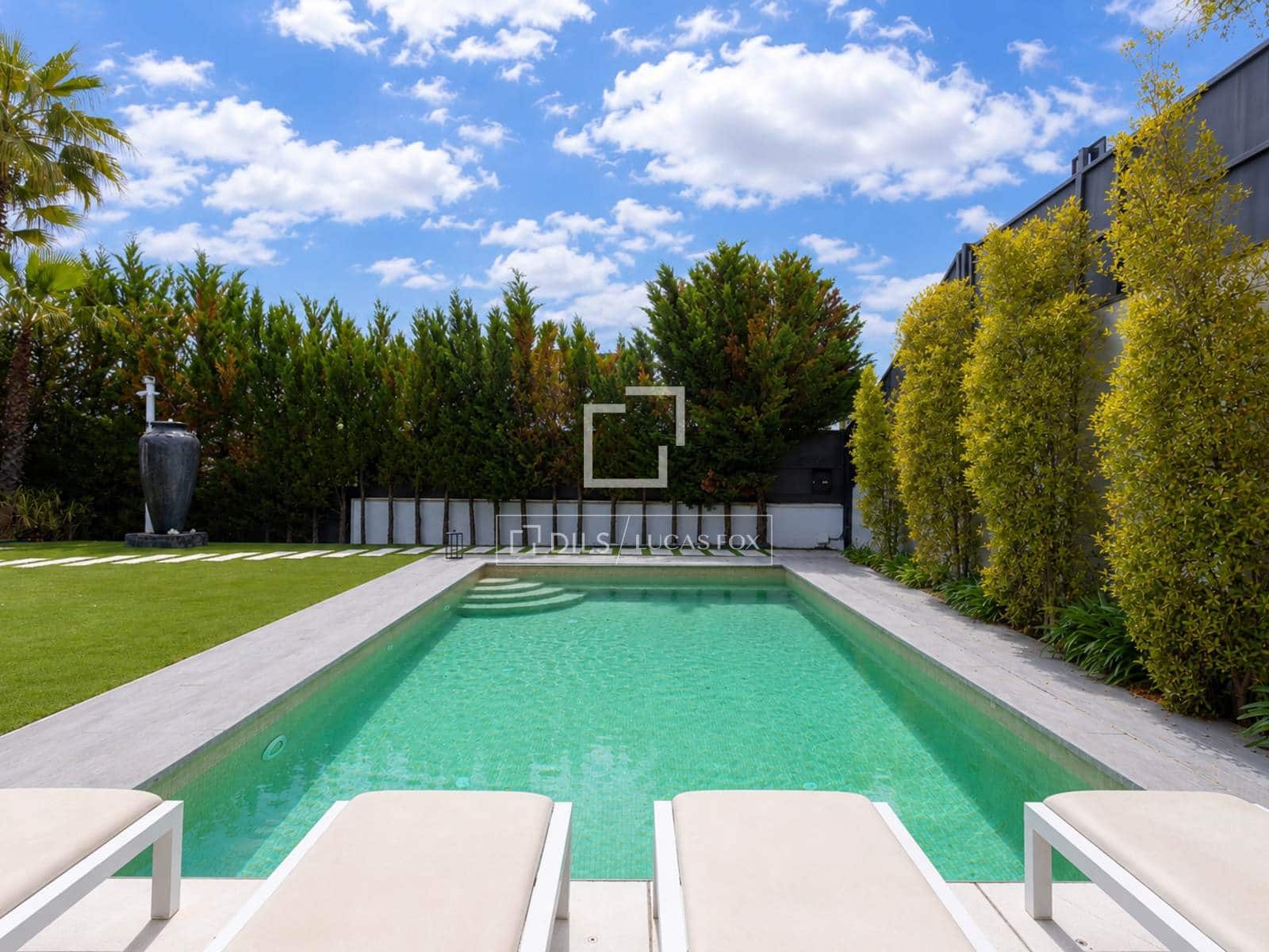 5 bedroom Villa for sale in Mataro with pool garage - € 1,050,000 (Ref: 9838506)