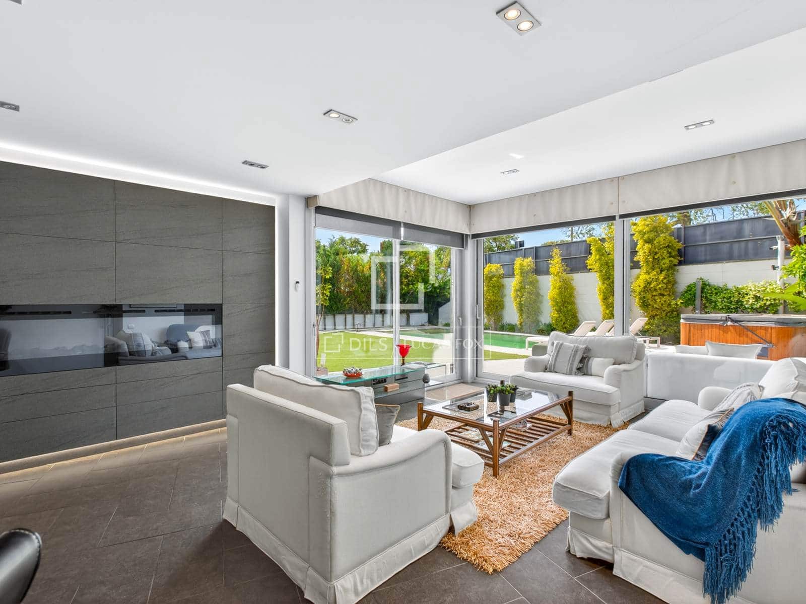 5 bedroom Villa for sale in Mataro with pool garage - € 1,050,000 (Ref: 9838506)