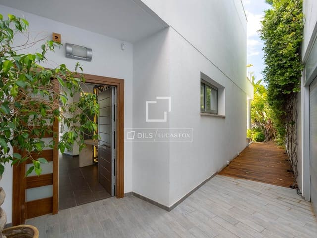 5 soveværelse Villa til salg i Mataró med swimmingpool garage - € 1.050.000 (Ref: 9838506)