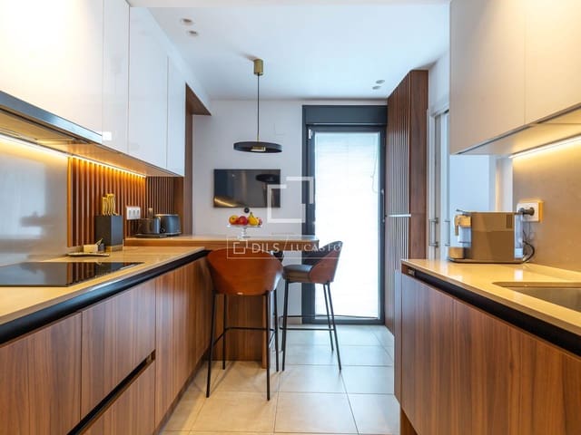 4 bedroom Apartment for sale in Sant Just Desvern with pool garage - € 850,000 (Ref: 9838507)