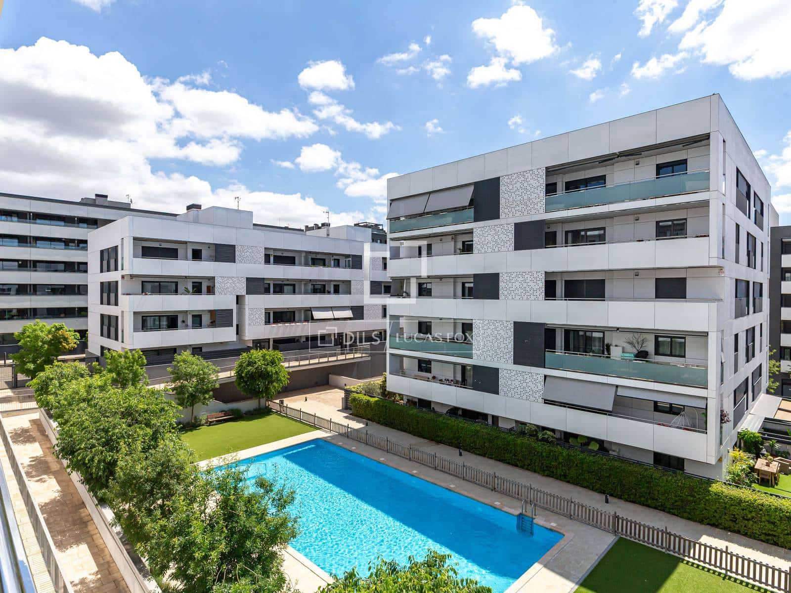 4 bedroom Apartment for sale in Sant Just Desvern with pool garage - € 850,000 (Ref: 9838507)
