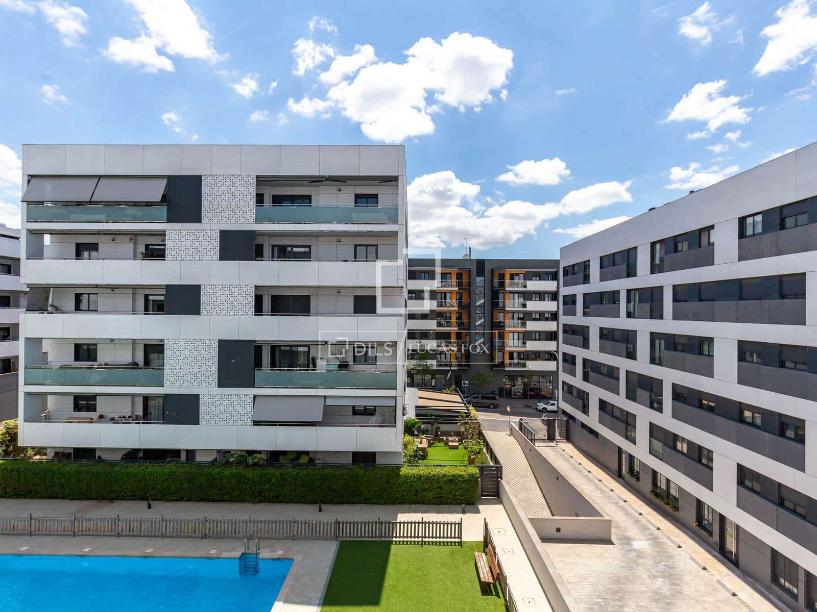 4 bedroom Apartment for sale in Sant Just Desvern with pool garage - € 850,000 (Ref: 9838507)