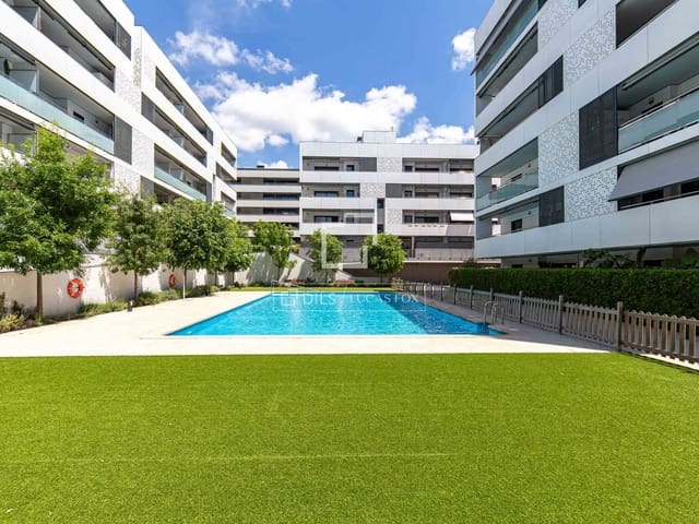 4 bedroom Apartment for sale in Sant Just Desvern with pool garage - € 850,000 (Ref: 9838507)