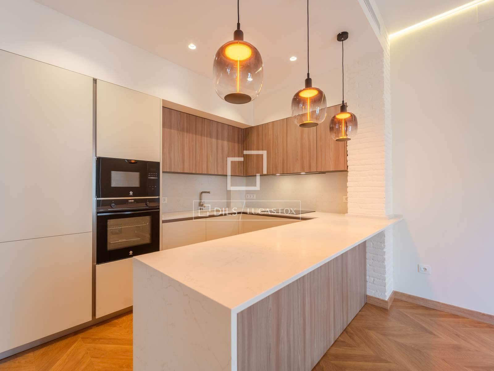 3 bedroom Apartment for rent in Valencia city - € 3,500 (Ref: 9838638)