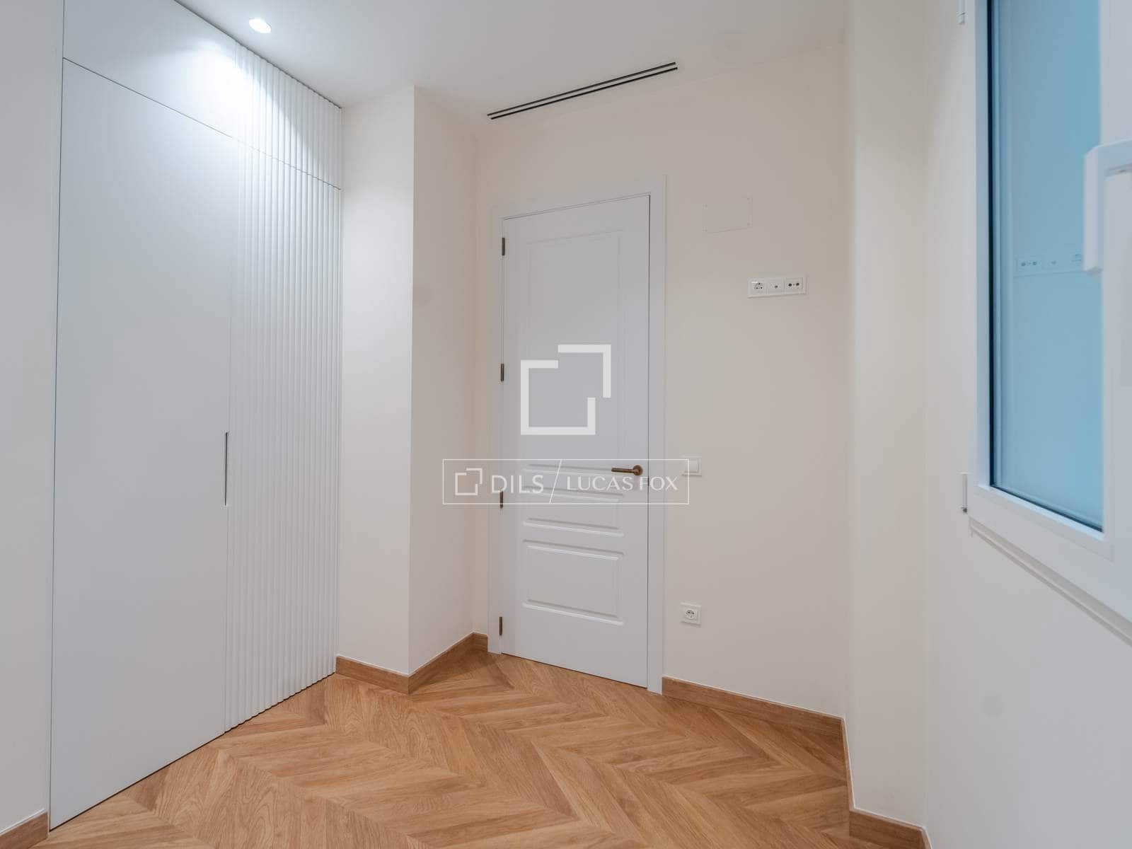 3 bedroom Apartment for rent in Valencia city - € 3,500 (Ref: 9838638)