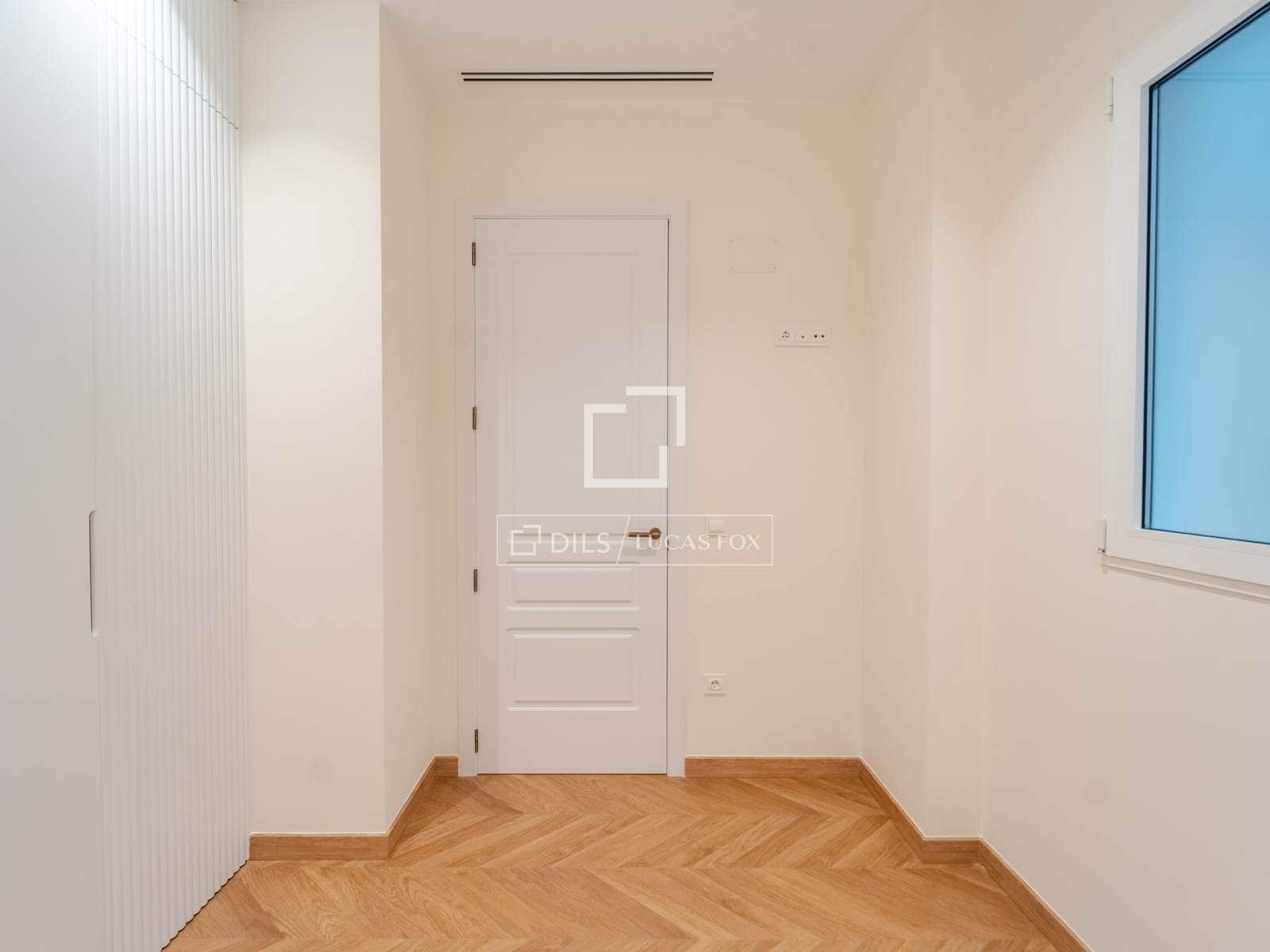 3 bedroom Apartment for rent in Valencia city - € 3,500 (Ref: 9838638)