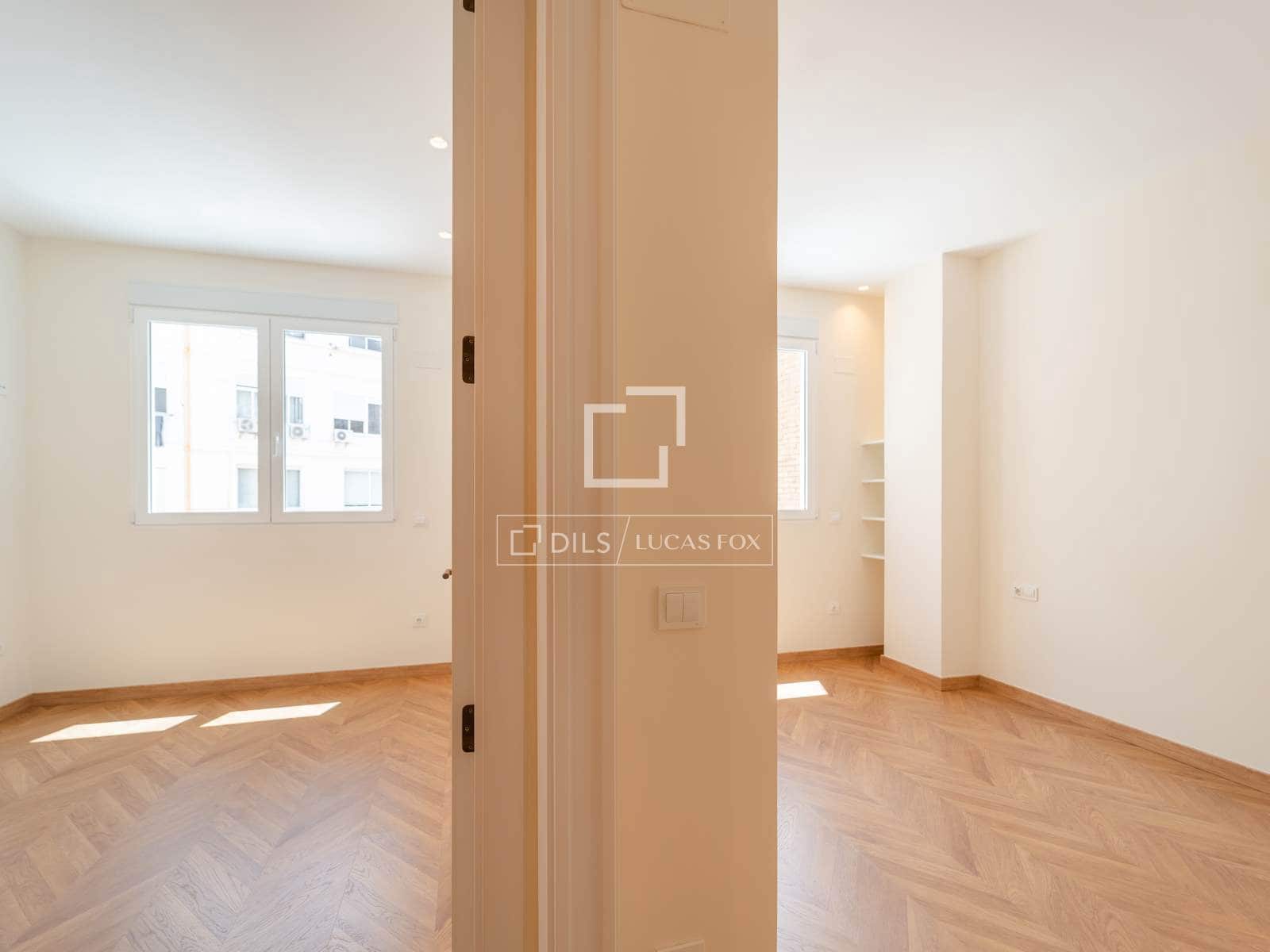 3 bedroom Apartment for rent in Valencia city - € 3,500 (Ref: 9838638)