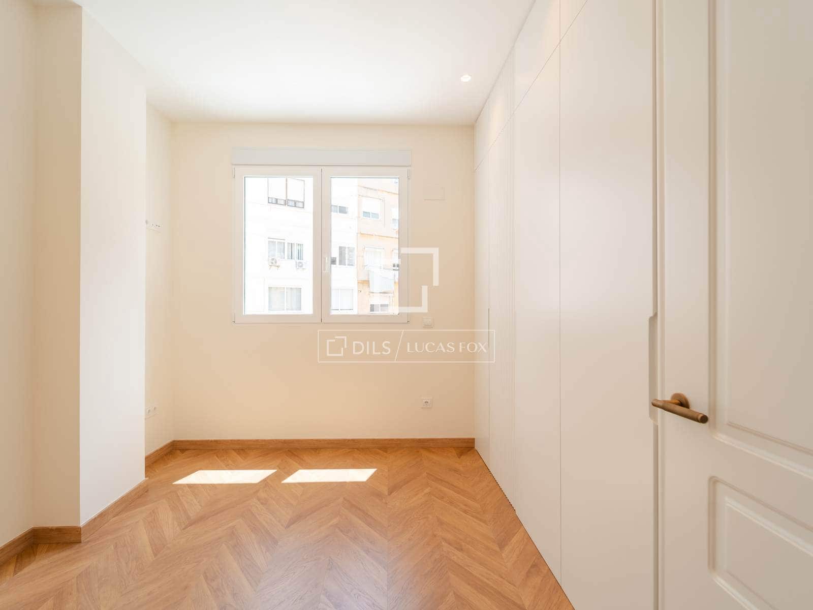 3 bedroom Apartment for rent in Valencia city - € 3,500 (Ref: 9838638)