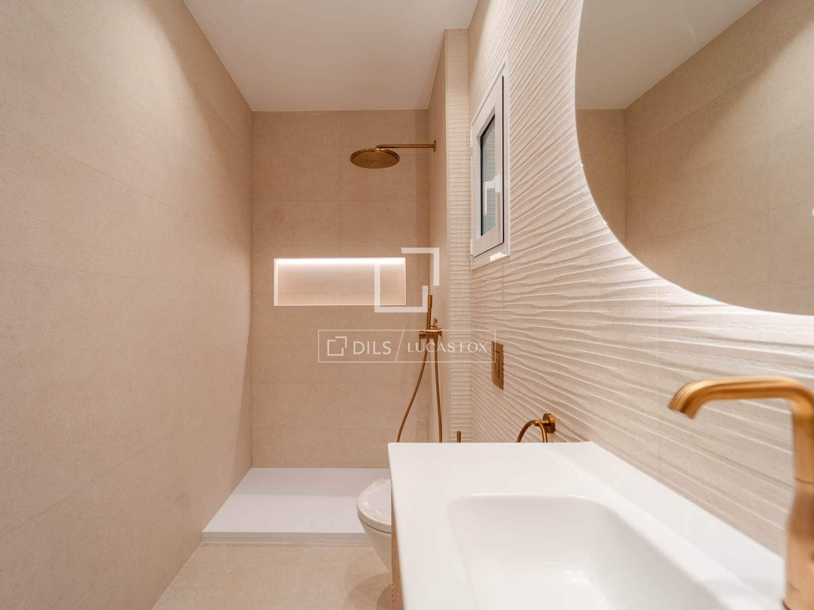 3 bedroom Apartment for rent in Valencia city - € 3,500 (Ref: 9838638)