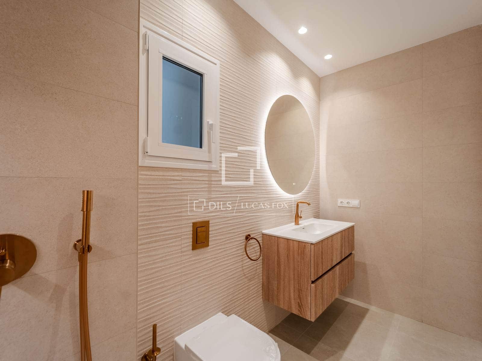 3 bedroom Apartment for rent in Valencia city - € 3,500 (Ref: 9838638)