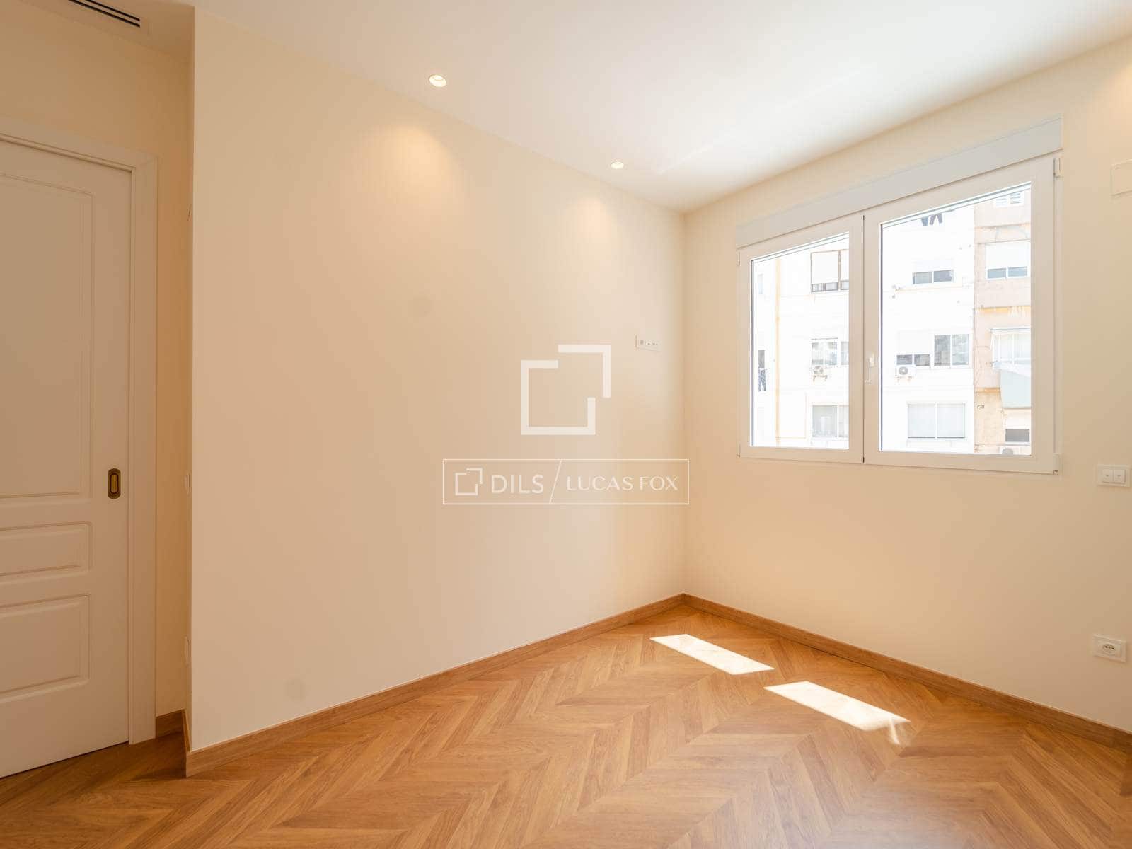 3 bedroom Apartment for rent in Valencia city - € 3,500 (Ref: 9838638)