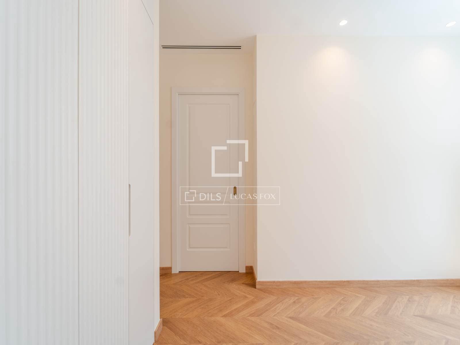 3 bedroom Apartment for rent in Valencia city - € 3,500 (Ref: 9838638)