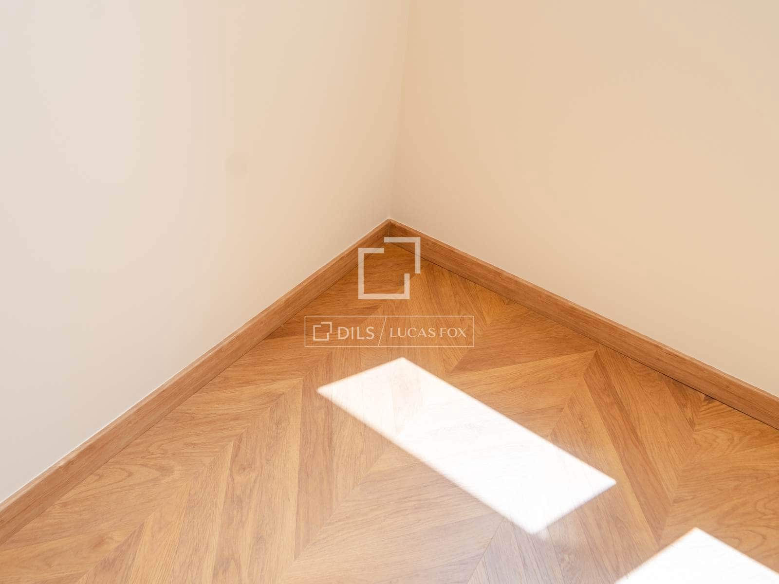 3 bedroom Apartment for rent in Valencia city - € 3,500 (Ref: 9838638)