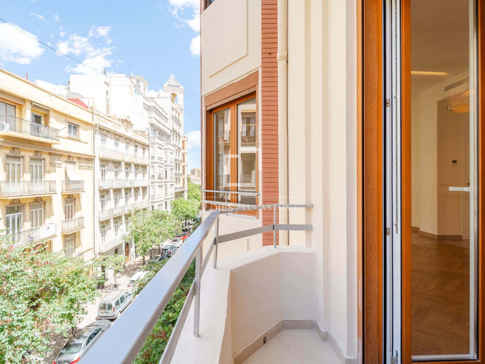 3 bedroom Apartment for rent in Valencia city - € 3,500 (Ref: 9838638)