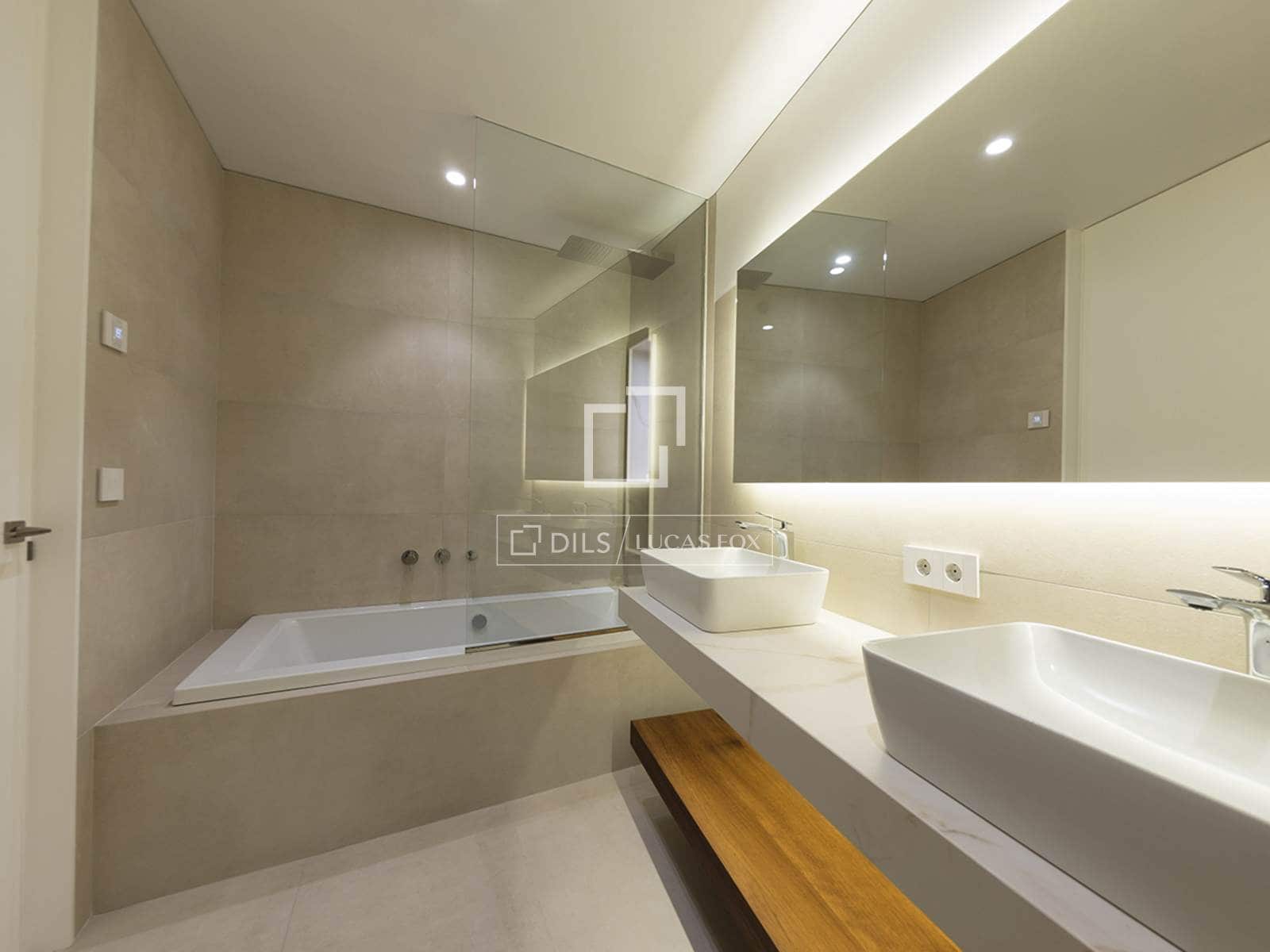 3 bedroom Apartment for sale in Vigo - € 640,000 (Ref: 9838639)