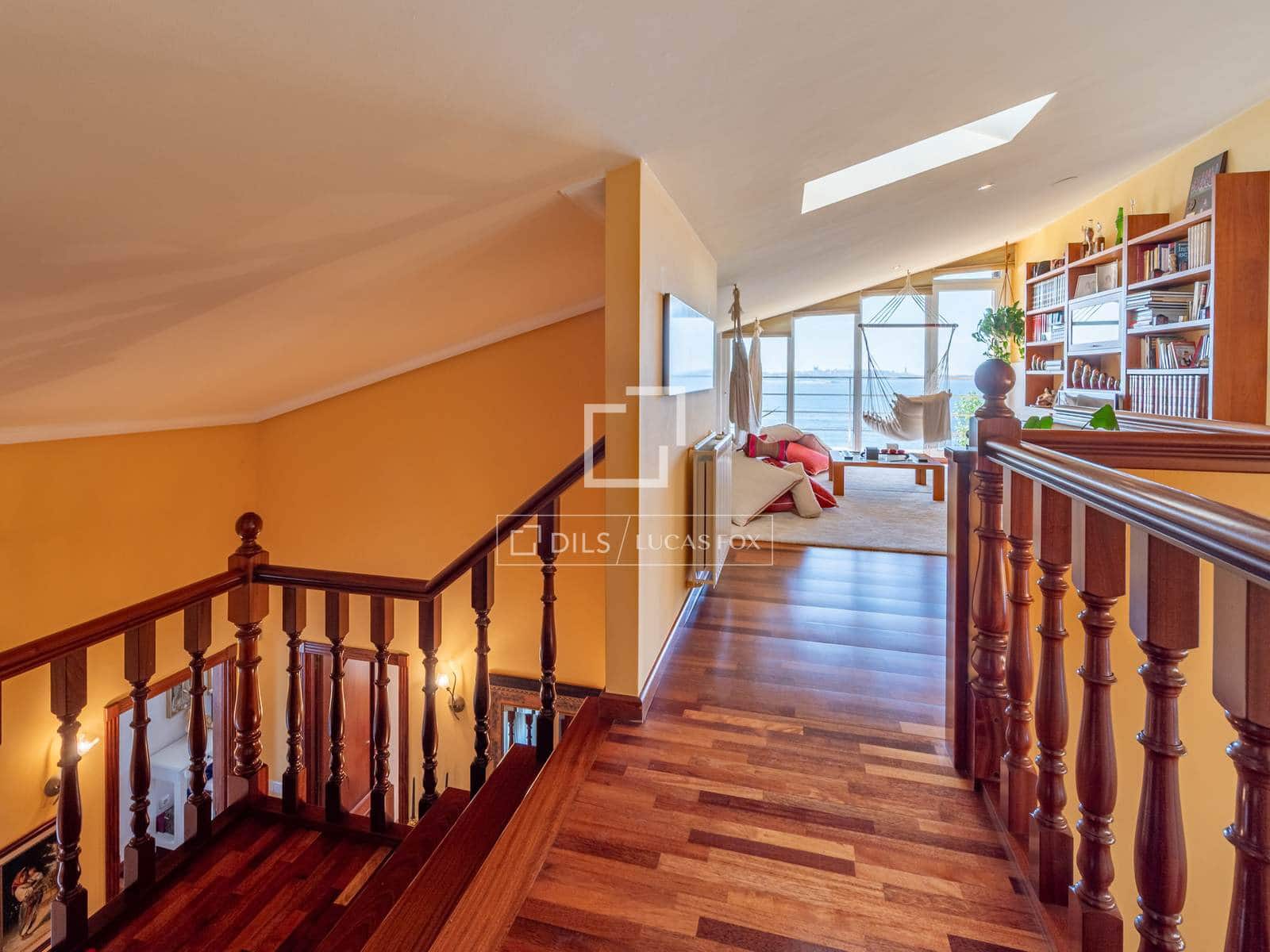 6 bedroom Villa for sale in Oleiros - € 1,350,000 (Ref: 9838640)