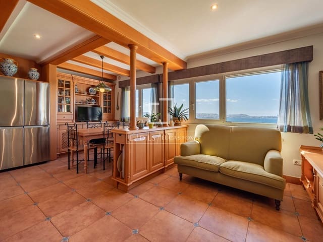 6 bedroom Villa for sale in Oleiros - € 1,350,000 (Ref: 9838640)
