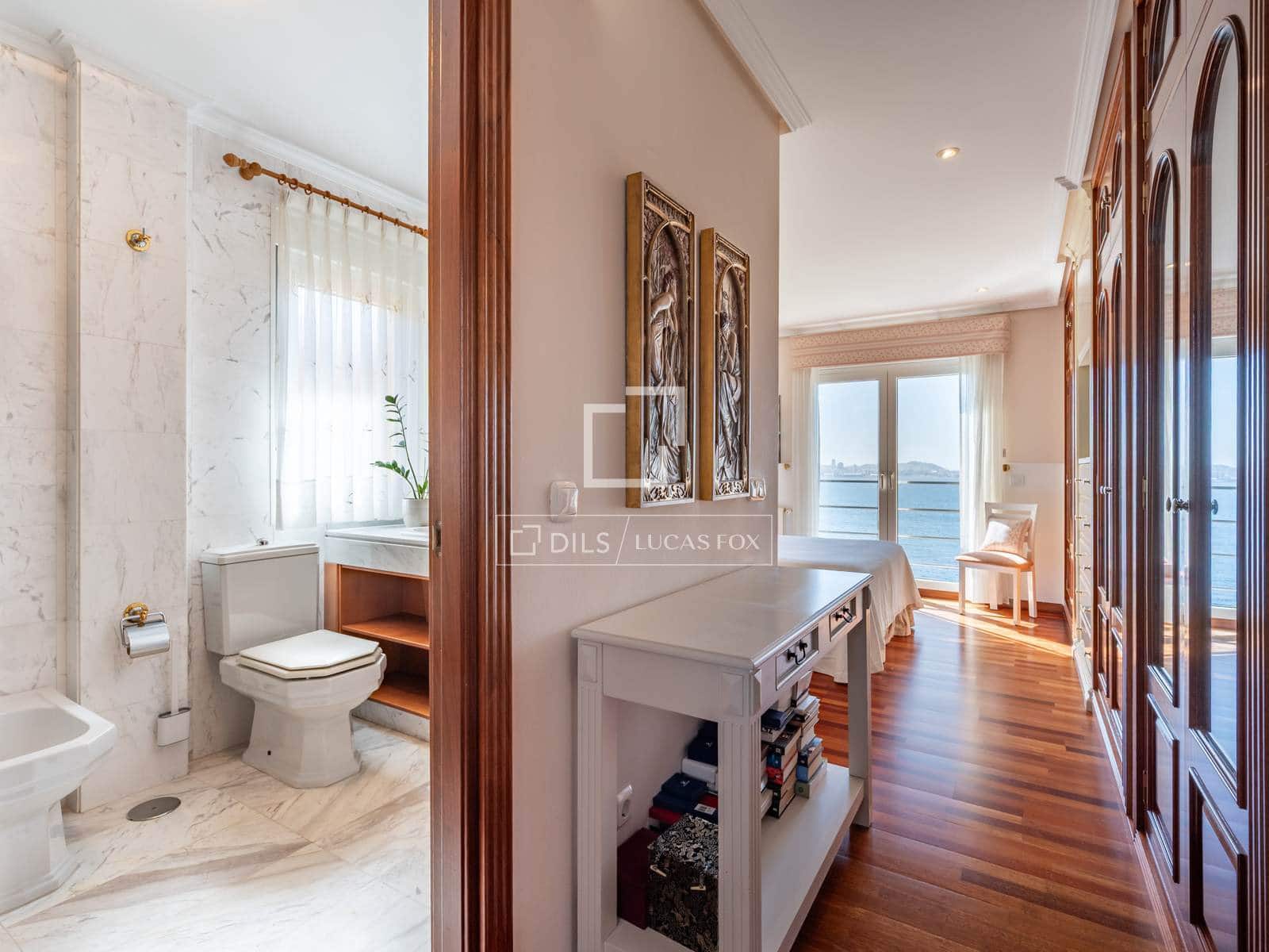 6 bedroom Villa for sale in Oleiros - € 1,350,000 (Ref: 9838640)