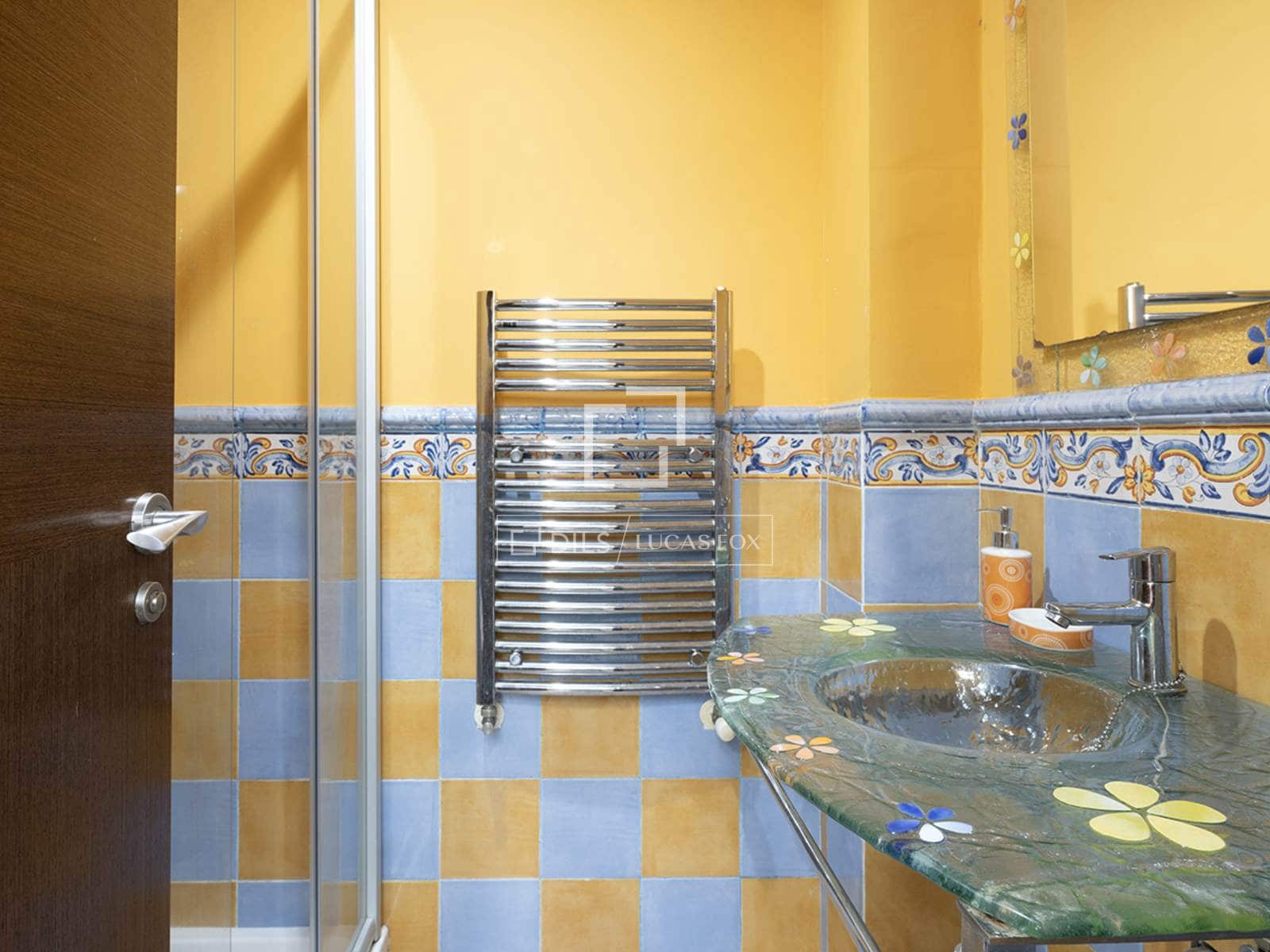 4 soveværelse Villa til salg i Sanxenxo med garage - € 480.000 (Ref: 9838641)