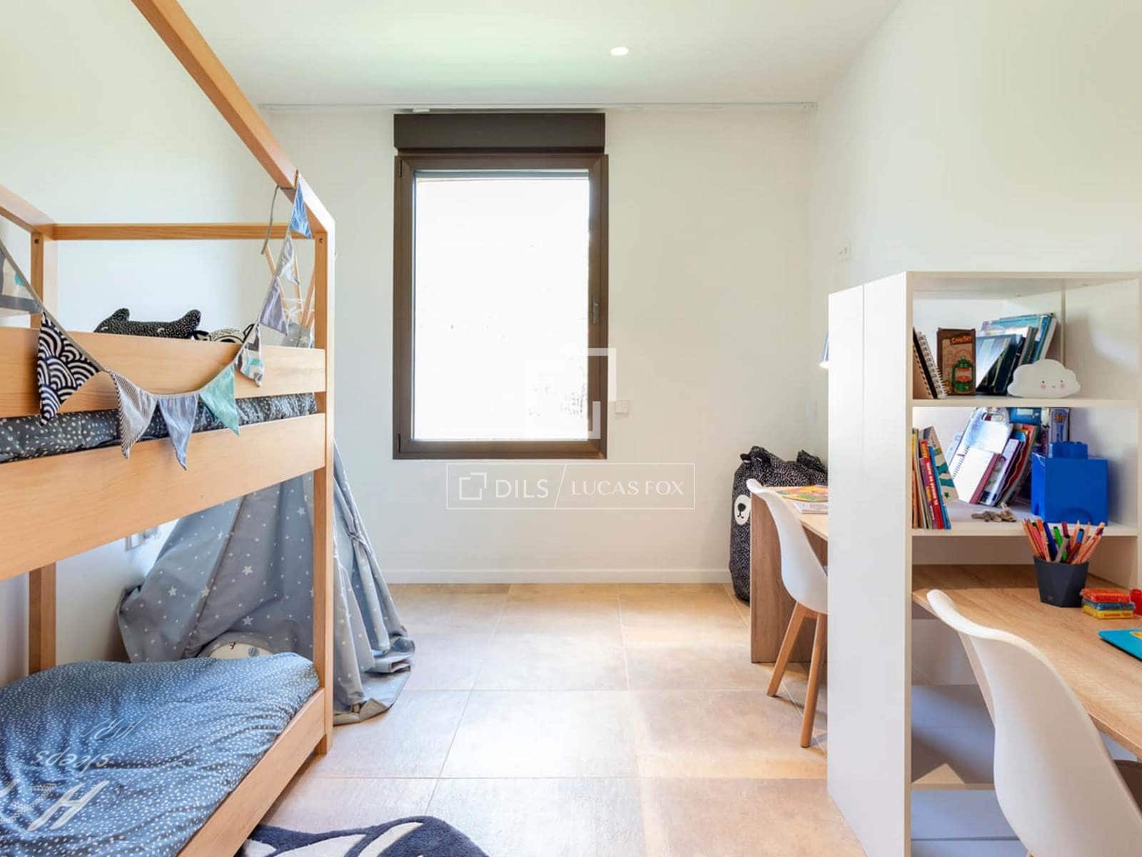 4 soveværelse Villa til salg i Sa Riera med swimmingpool - € 772.500 (Ref: 9838643)