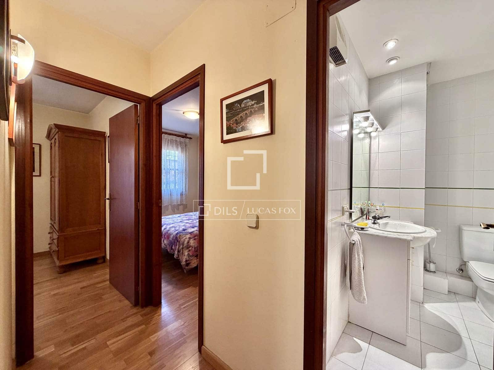 2 bedroom Apartment for sale in Puigcerda with garage - € 240,000 (Ref: 9838721)