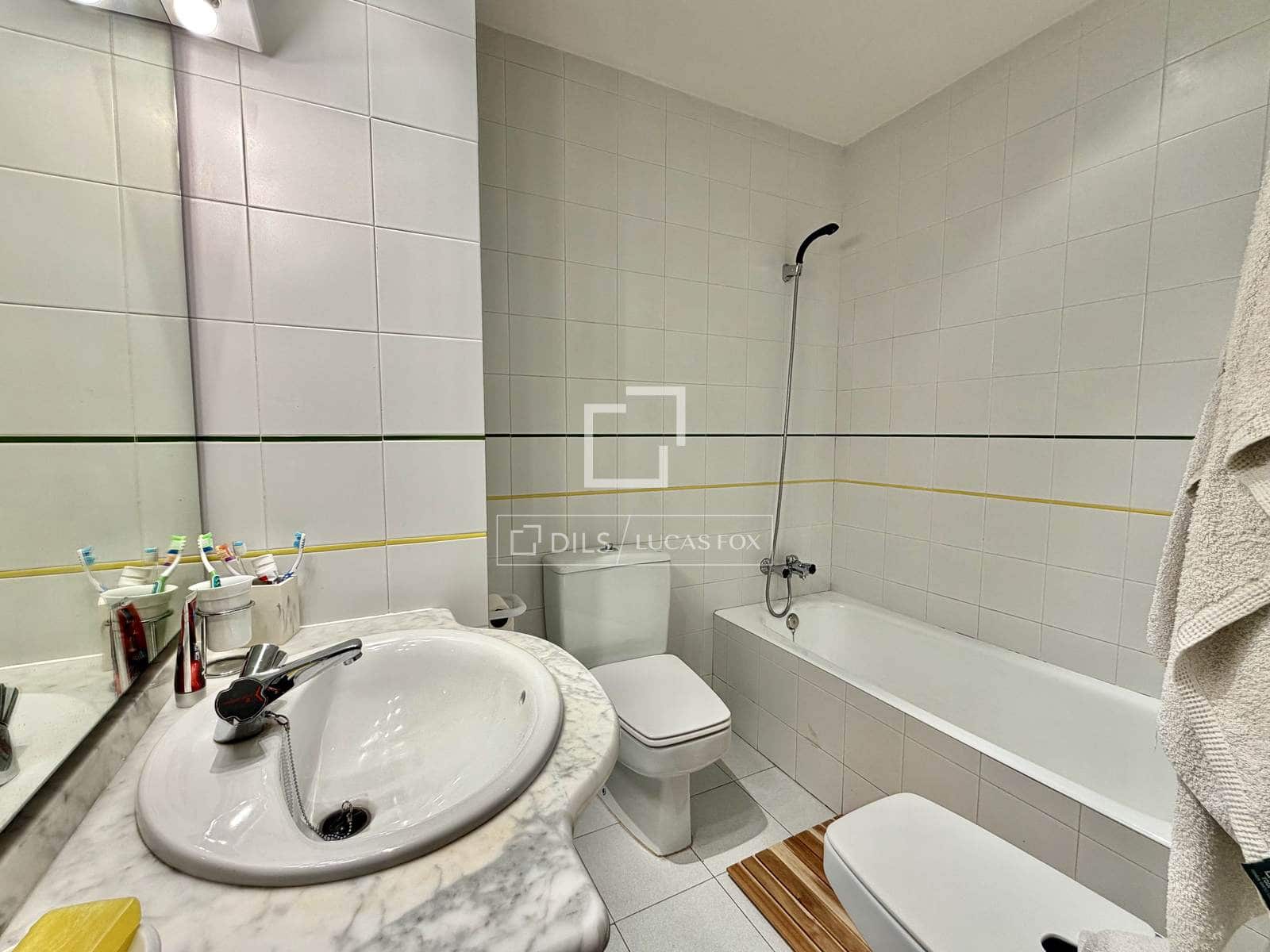 2 bedroom Apartment for sale in Puigcerda with garage - € 240,000 (Ref: 9838721)