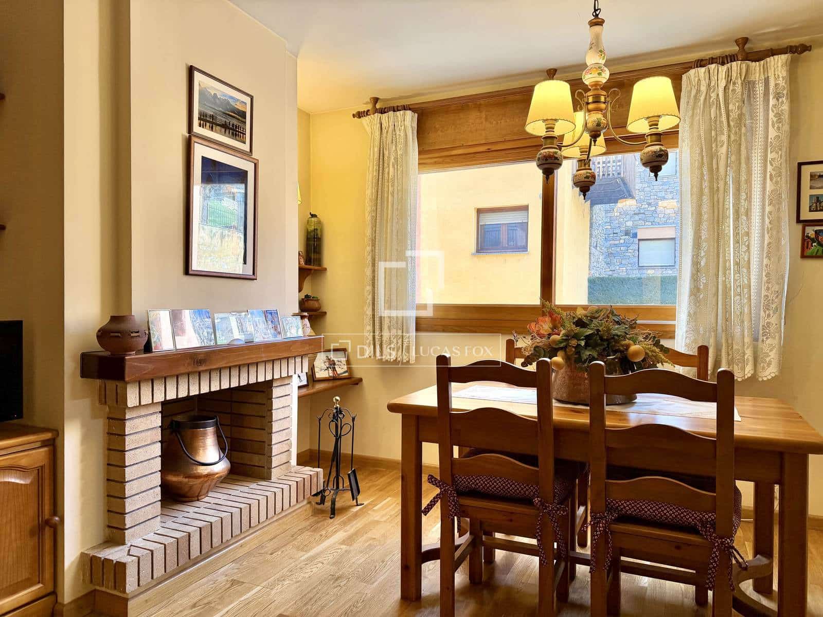 2 bedroom Apartment for sale in Puigcerda with garage - € 240,000 (Ref: 9838721)