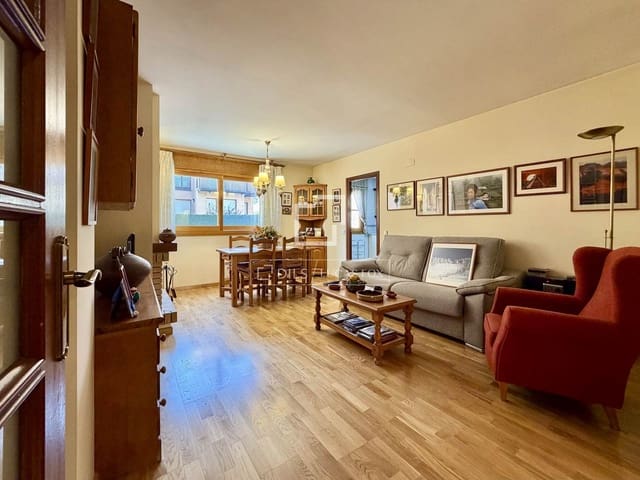 2 soverom Leilighet til salgs i Puigcerdà med garasje - € 240 000 (Ref: 9838721)