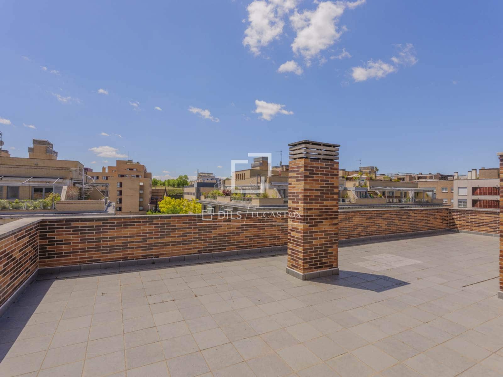 5 Zimmer Penthouse zu verkaufen in Madrid Stadt mit Pool Garage - 1.860.000 € (Ref: 9839826)
