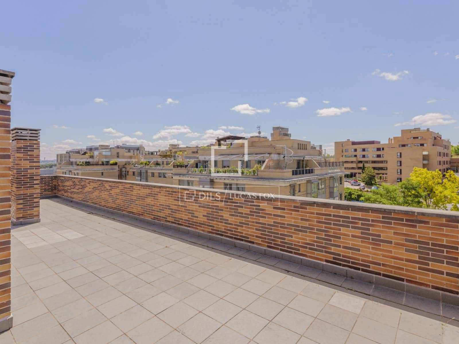 5 Zimmer Penthouse zu verkaufen in Madrid Stadt mit Pool Garage - 1.860.000 € (Ref: 9839826)