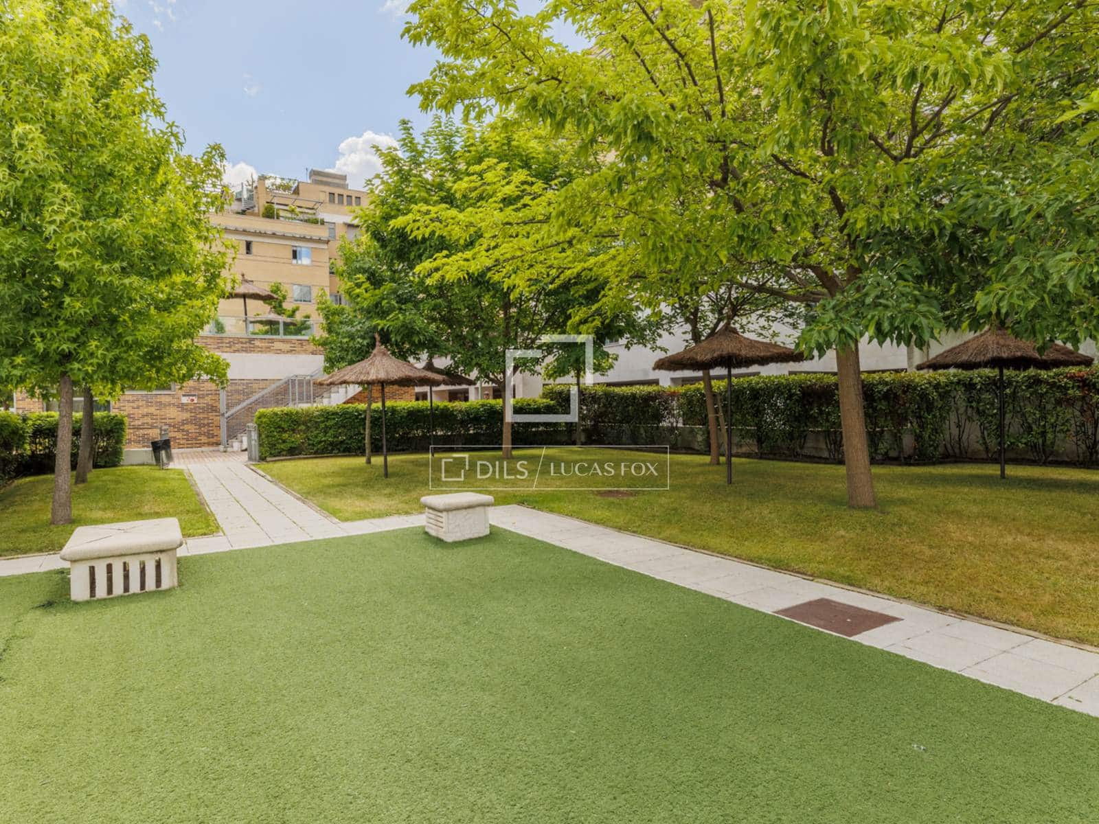 5 Zimmer Penthouse zu verkaufen in Madrid Stadt mit Pool Garage - 1.860.000 € (Ref: 9839826)