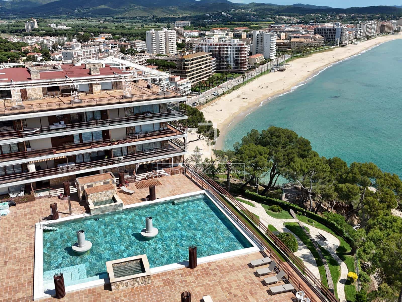 2 slaapkamer Appartement te koop in Calonge i Sant Antoni met zwembad garage - € 595.000 (Ref: 9839944)