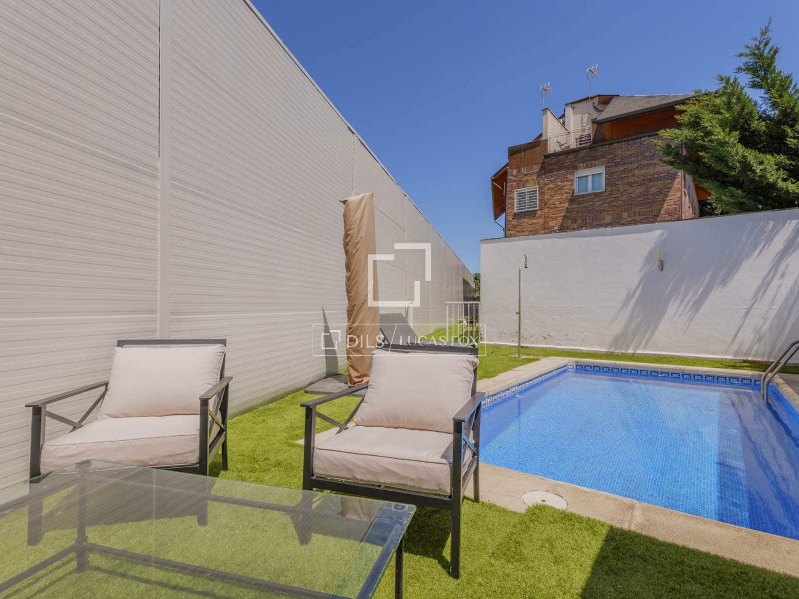5 bedroom Villa for sale in Pozuelo de Alarcon with pool - € 1,345,000 (Ref: 9839974)