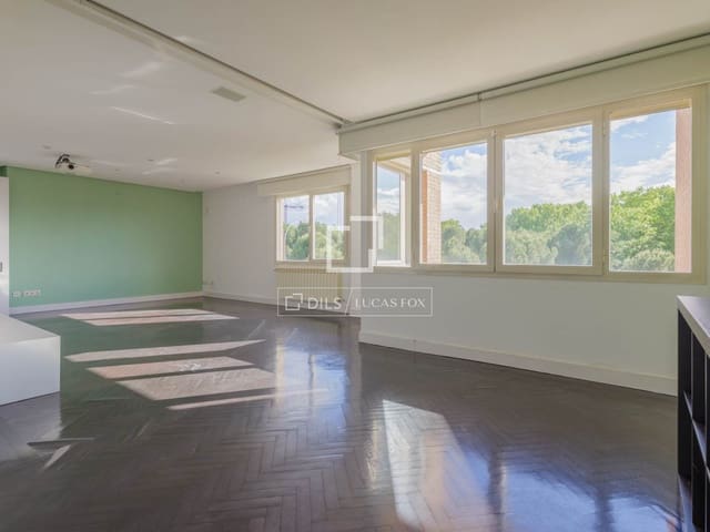 5 chambre Penthouse à vendre à Madrid ville avec piscine garage - 1 850 000 € (Ref: 9840654)