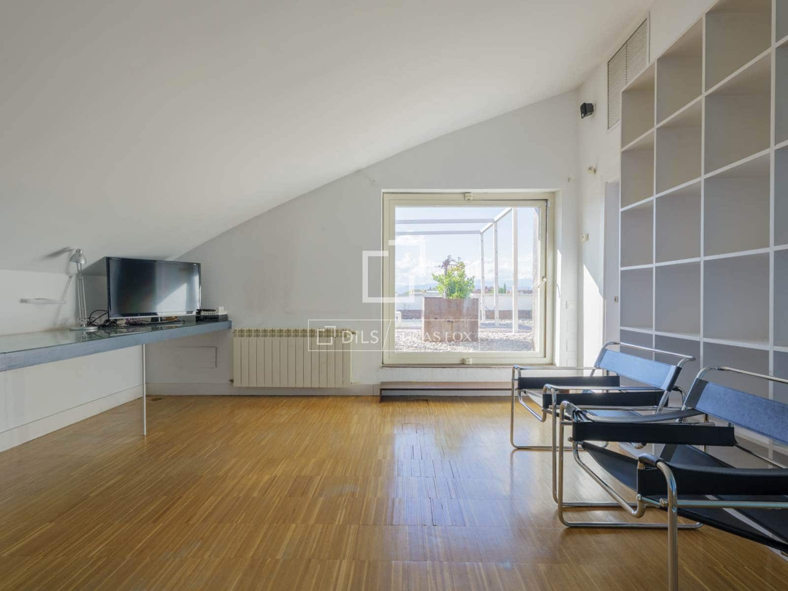 5 sovrum Takvåning till salu i Madrid stad med pool garage - 1 890 000 € (Ref: 9840654)