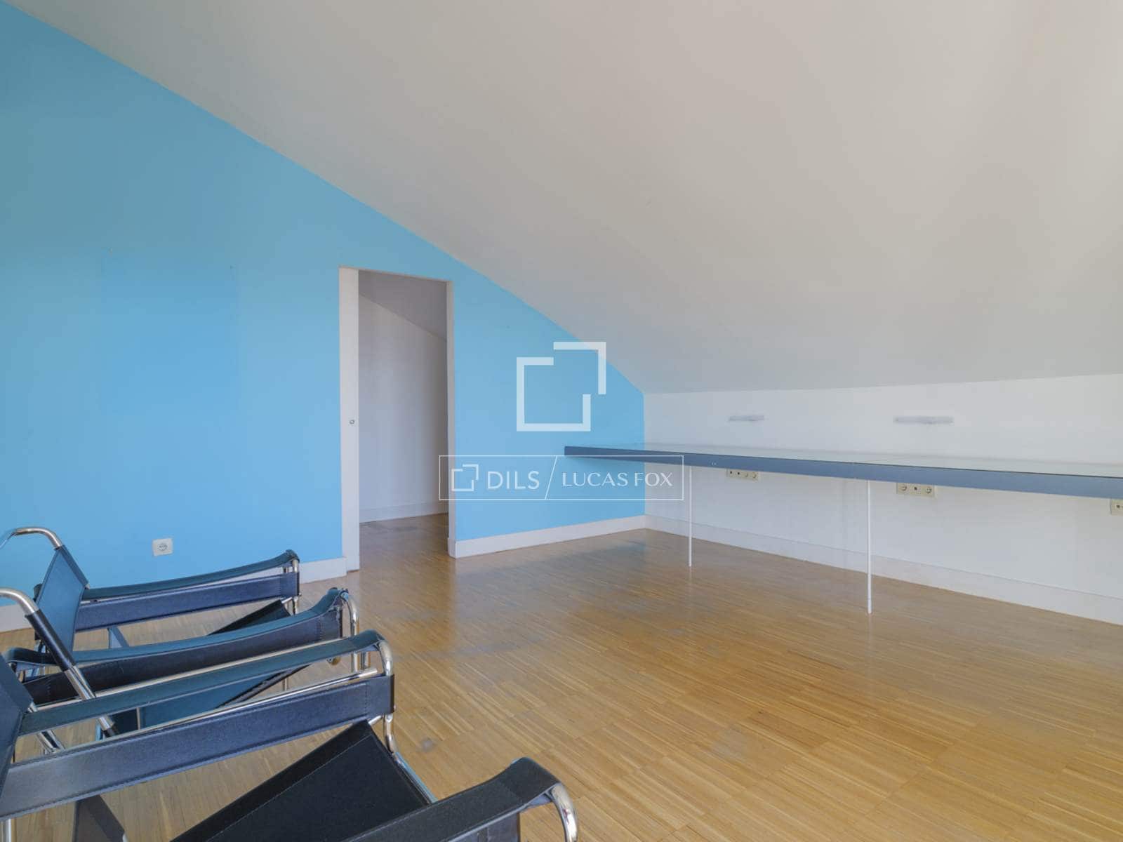 5 sovrum Takvåning till salu i Madrid stad med pool garage - 1 890 000 € (Ref: 9840654)
